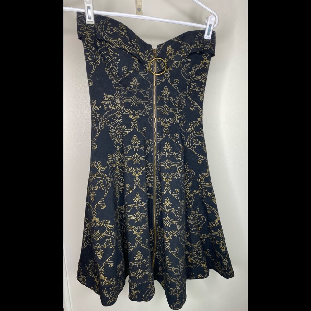 Betsy Johnson party dress with pockets